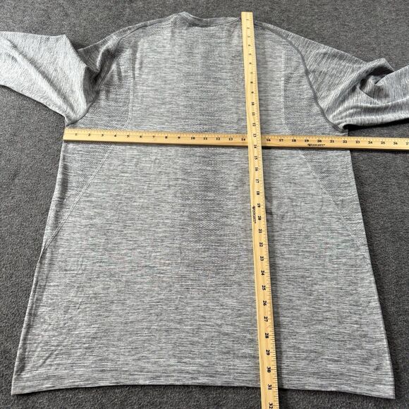 Lululemon Metal Vent Tech Shirt Long Sleeve Size XL Grey and blue Qty. 2 - Picture 14 of 14